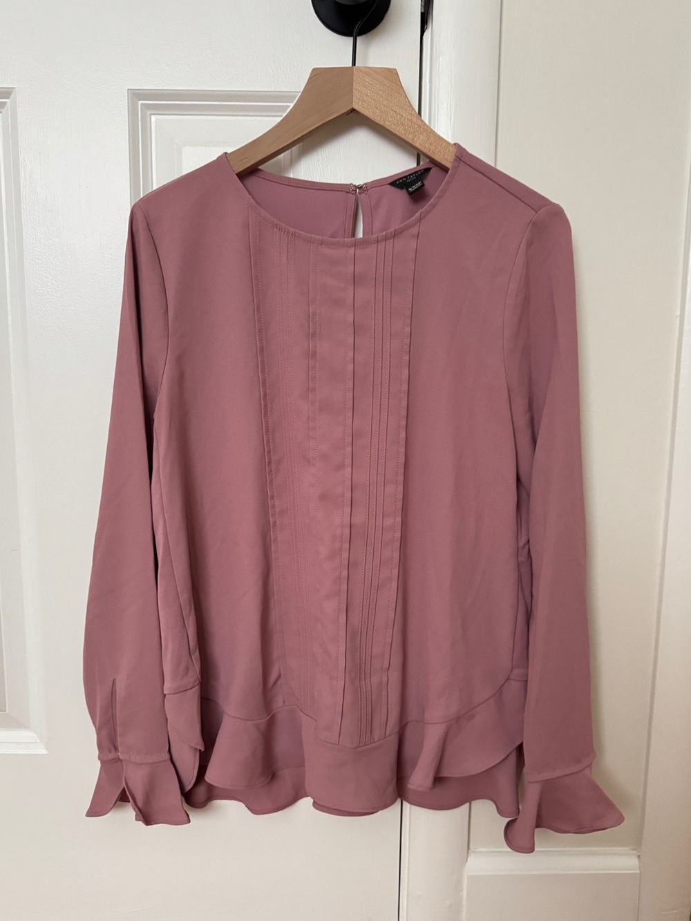 Ann Taylor Dusty Rose Mauve Pink Pintuck Ruffle Blouse XXS Petite